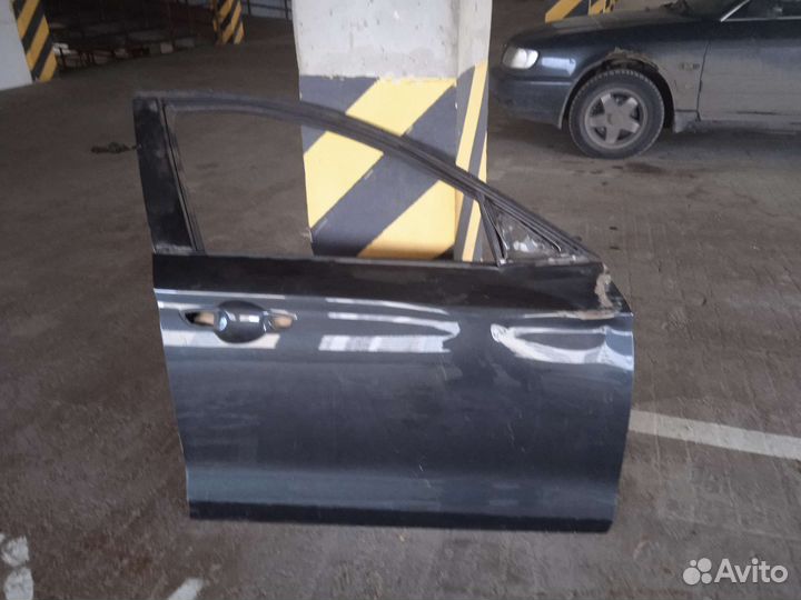 Дверь перед genesis G70