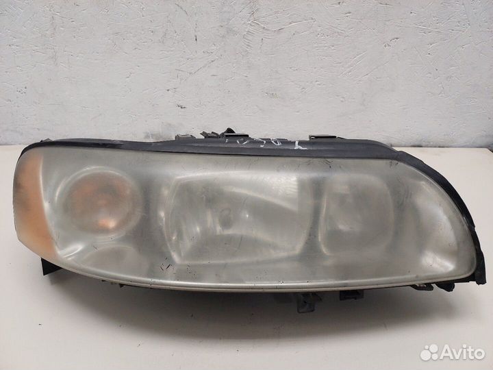 Фара (передняя) Volvo XC70, 2005