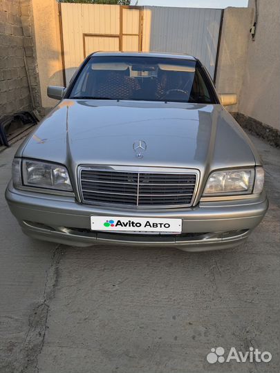 Mercedes-Benz C-класс 2.4 МТ, 1998, 450 000 км