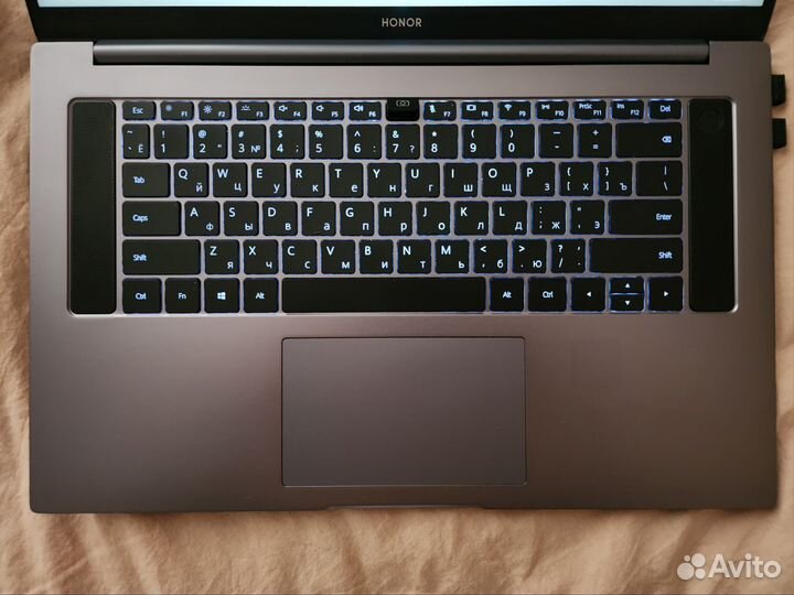 Honor magicbook pro 16