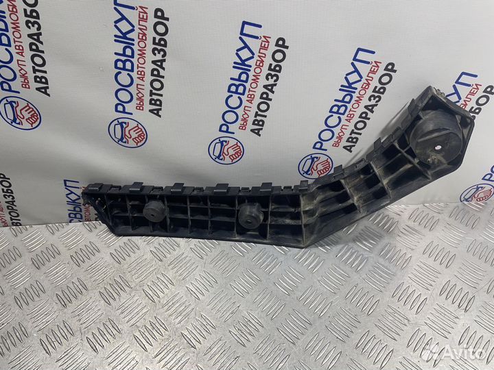 Кронштейн бампера Chery IndiS (S18D) S18D (2011—2016) S18D