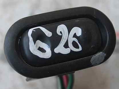 Кнопка стеклопо�дъемника Мазда 626 GE