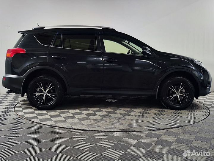 Toyota RAV4 2.2 AT, 2015, 139 200 км