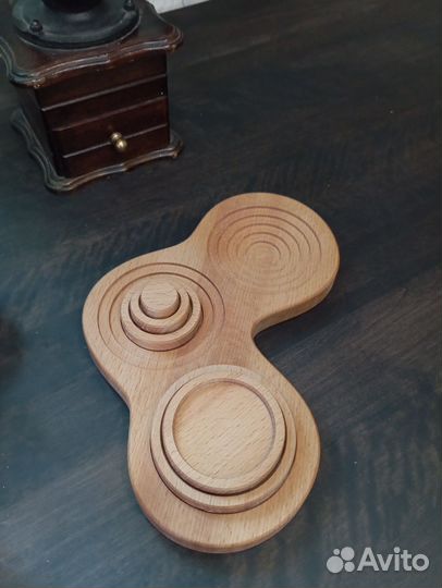 Настольная игра Ханойская башня, головоломка