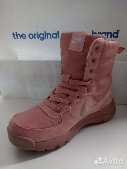 Кроссовки Nike