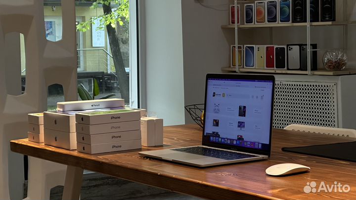 MacBook Pro 15 2017г. 16/512Gb