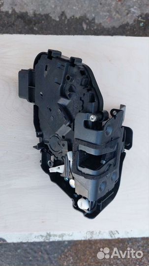 Замок двери ford focus 2