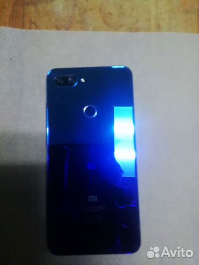 Телефон Xiaomi MI8 lite