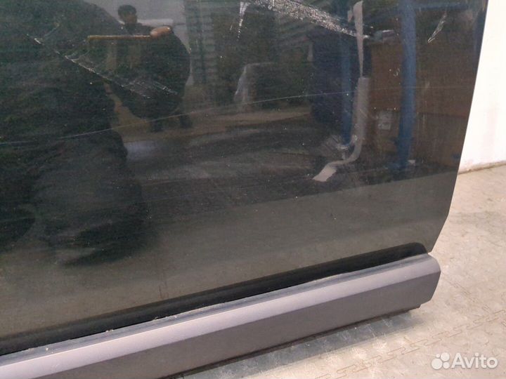 Дверь левая передняя Land Rover Discovery 3, 2004