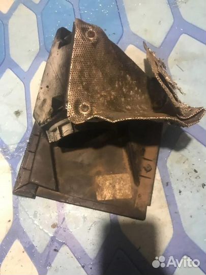 Корпус воздушного фильтра 3B0129607Q