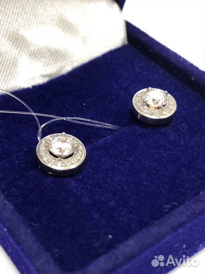 Золотые пусеты