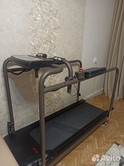 Реабилитационная беговая дорожка с поручнями 8612R