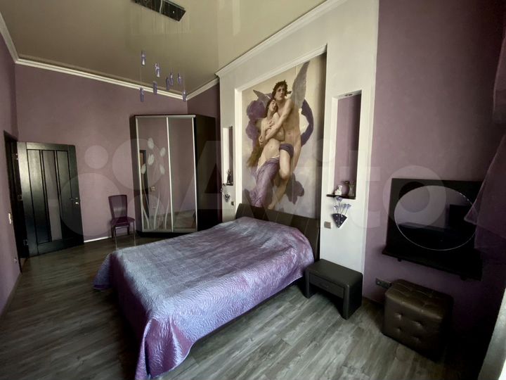 2-к. квартира, 55 м², 3/3 эт.