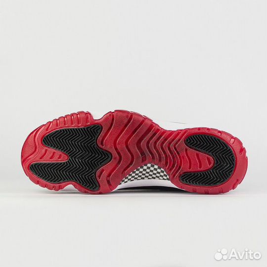 Кроссовки Nike Air Jordan 11 Retro Bred