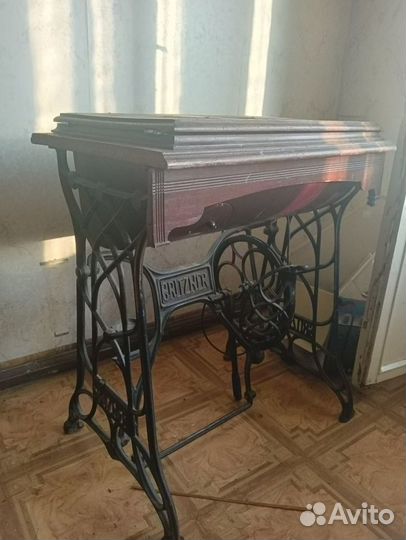 Немецкая старинная швейная машинка