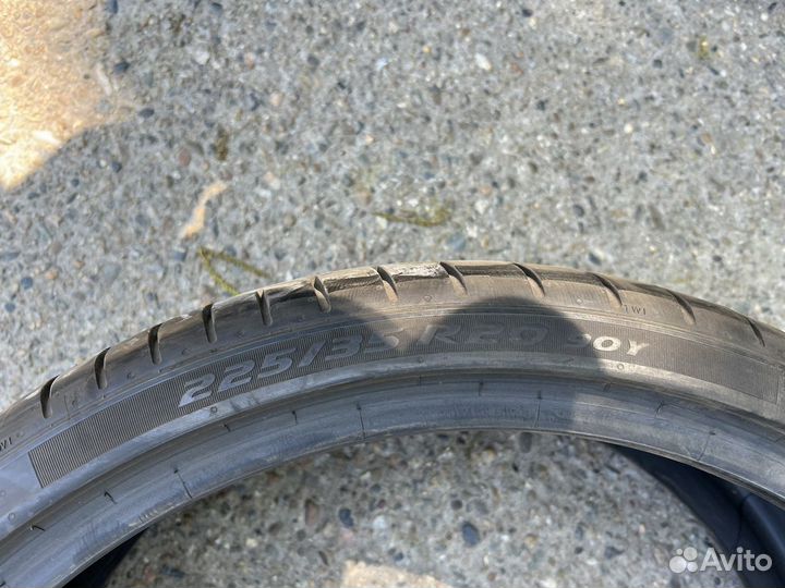 Pirelli P Zero 225/35 R20 90Y