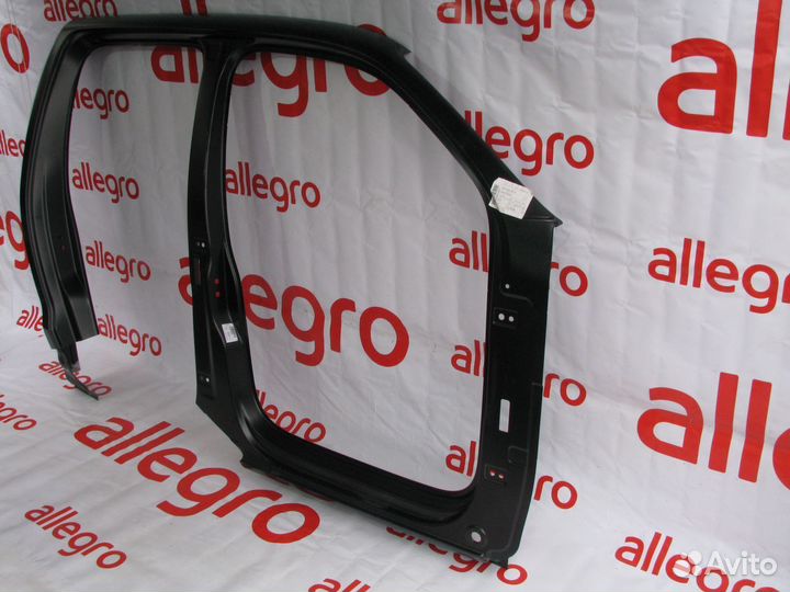 VW Amarok боковая панель кузова правая 2010+