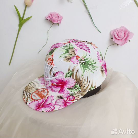 Кепка с цветами Nik
