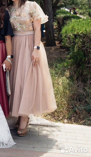 Вечернее платье миди