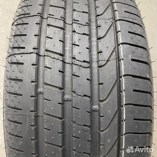 Pirelli P Zero 255/35 R19 96Y