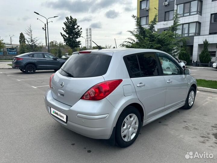 Nissan Tiida 1.6 AT, 2011, 121 000 км