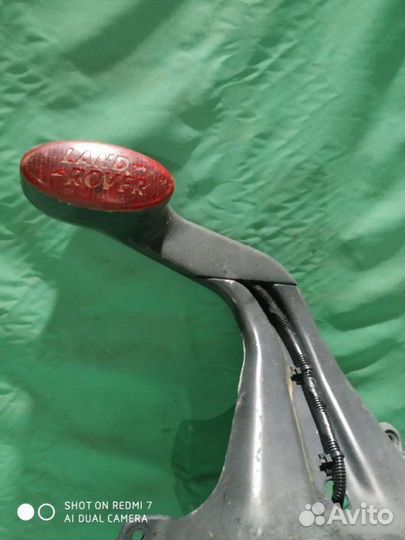 Кронштейн запасного колеса Land Rover Freelander