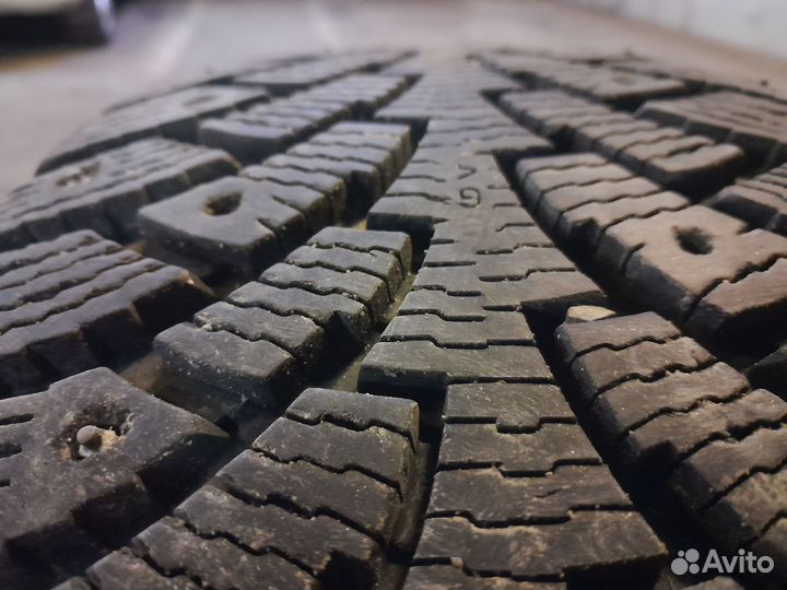 Nordman Nordman 4 215/60 R16