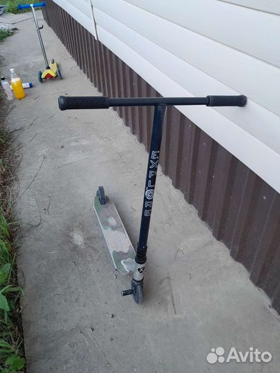 Самокат трюковой