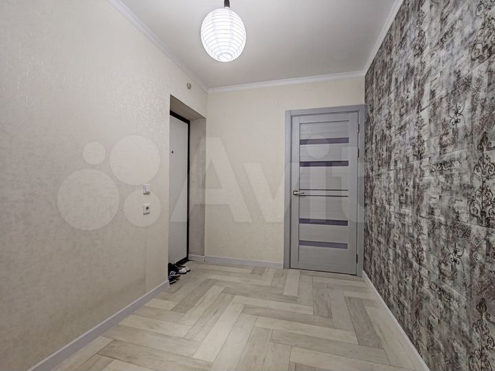 2-к. квартира, 55 м², 3/5 эт.