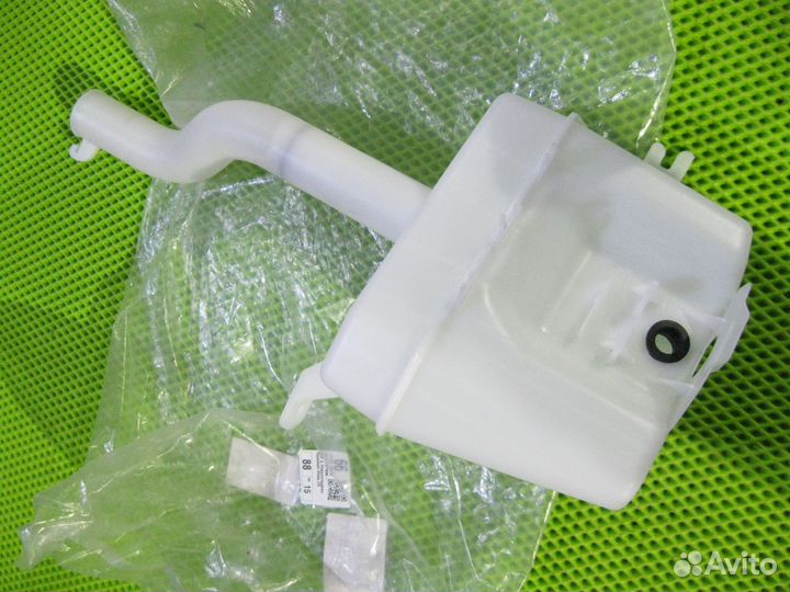 Бачок омывателя стекла Hyundai tucson / IX35 BH