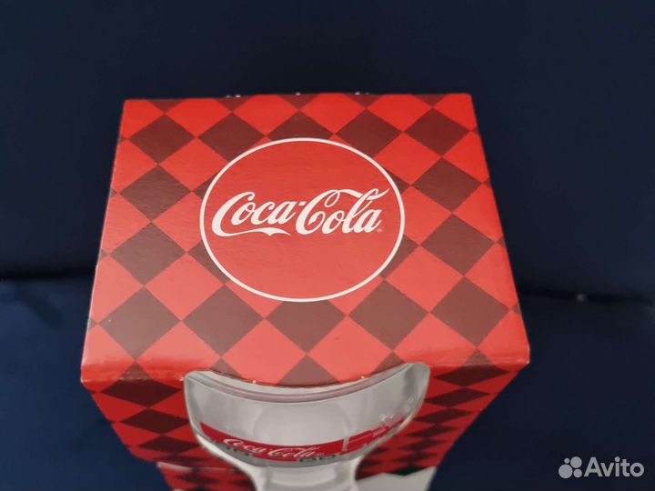 Стакан кока кола