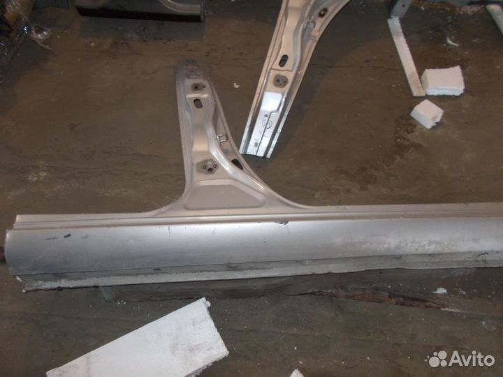 Стойка кузова с порогом прав. и лев. на Мазда 6(GG