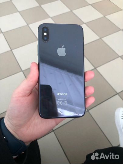 iPhone X, 64 ГБ