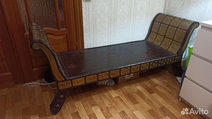 Кушетка