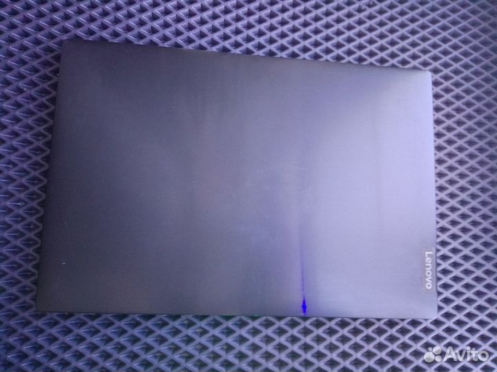 Ноутбук Lenovo
