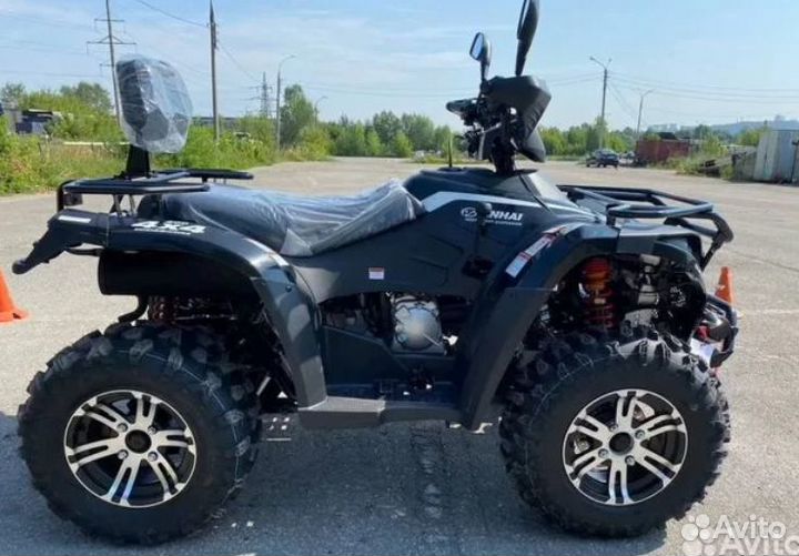 Квадроцикл Linhai Yamaha D 300 4WD черный