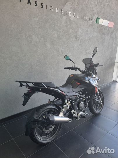 Benelli TRK 251