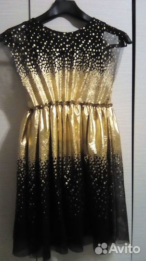 Нарядное платье