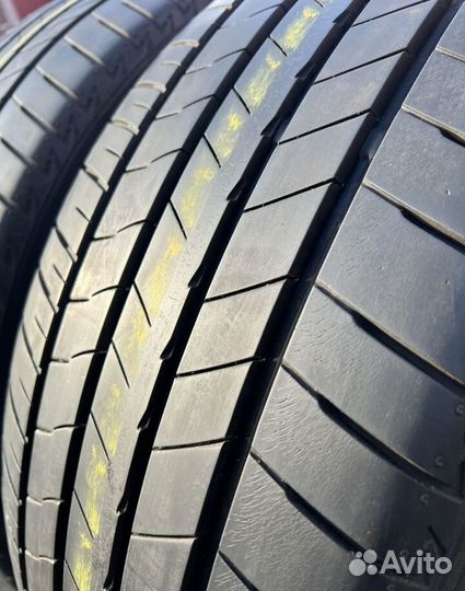 Bridgestone Turanza T005 245/45 R20