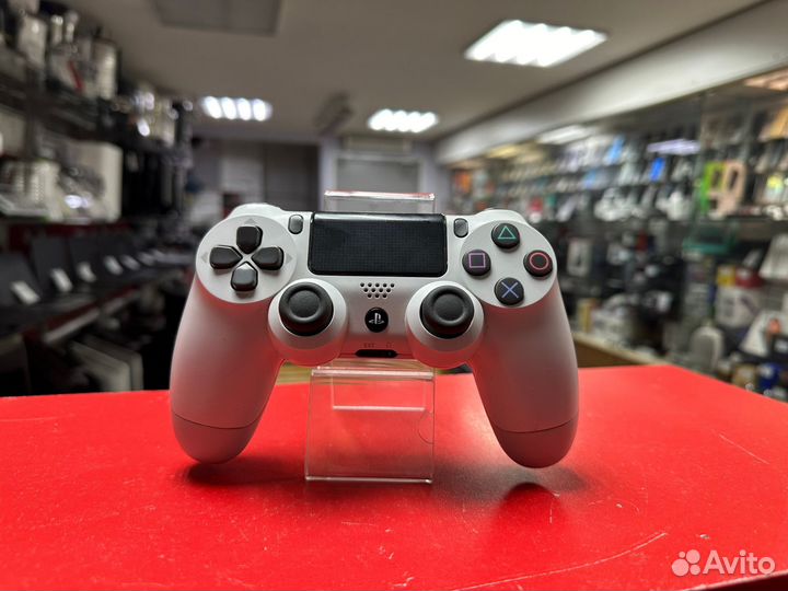 Геймпад Sony DualShock 4 v2 CUH-ZCT2E