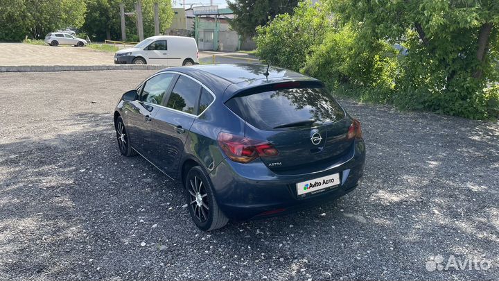 Opel Astra 1.6 МТ, 2012, 182 200 км