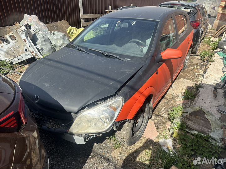 Opel Astra 1.4 МТ, 2007, битый, 145 000 км