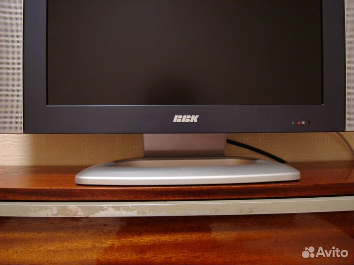 LCD телевизор 