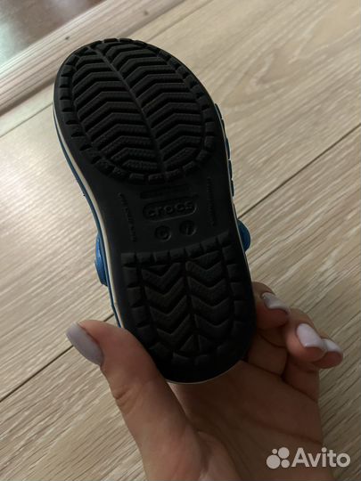 Сандали crocs c7