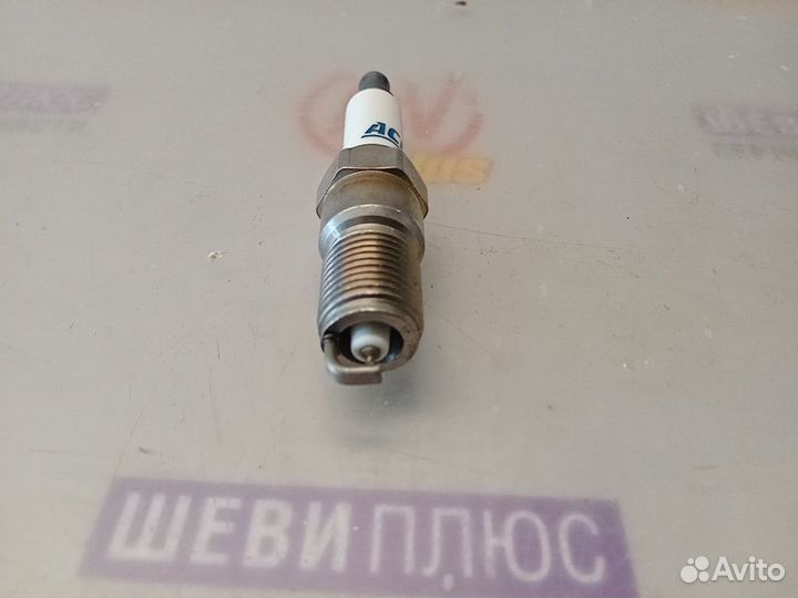 Свеча Chevrolet EBlazer 2,2л