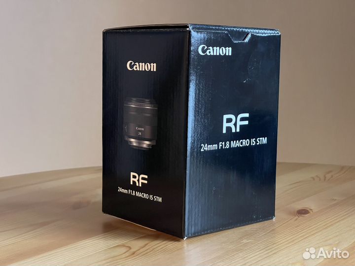 Canon RF 24 f 1.8 Macro IS STM