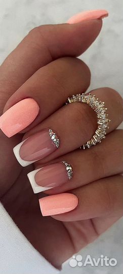 Наращивание ногтей