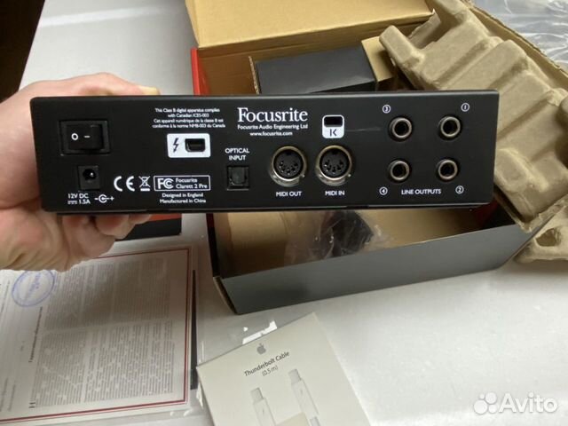 Внешняя звуковая карта Focusrite Clarett 2pre