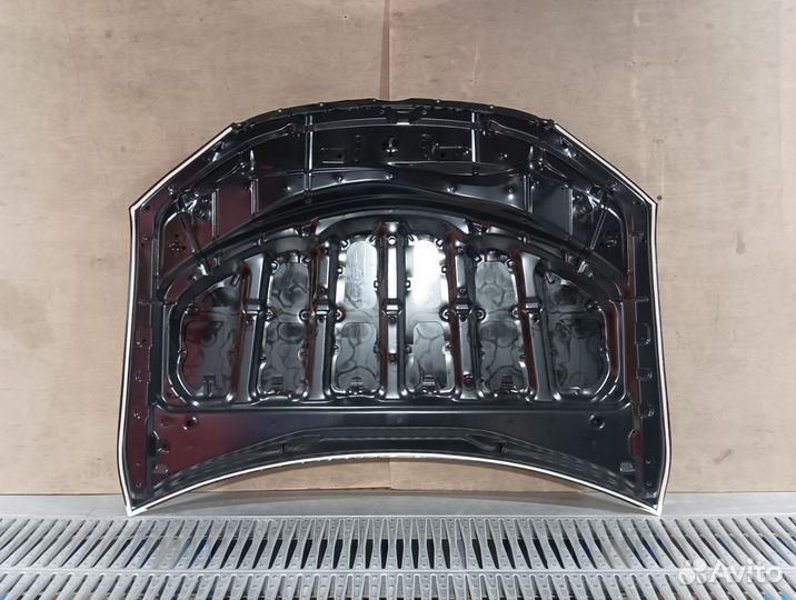 Капот Toyota Camry