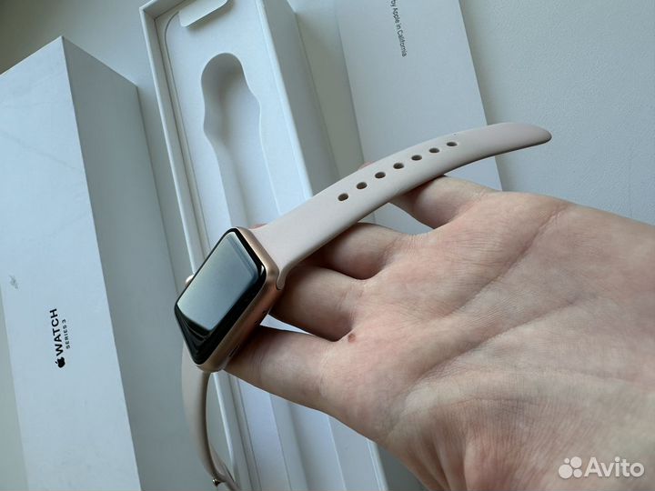 Умные часы Apple Watch Series 3 38мм